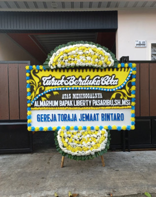 Papan Bunga Duka di Malintut