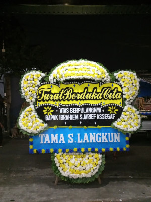 Papan Bunga Duka di Malintut